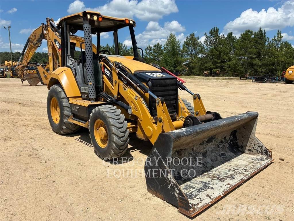CAT 420F2IT Kaivurikuormaajat
