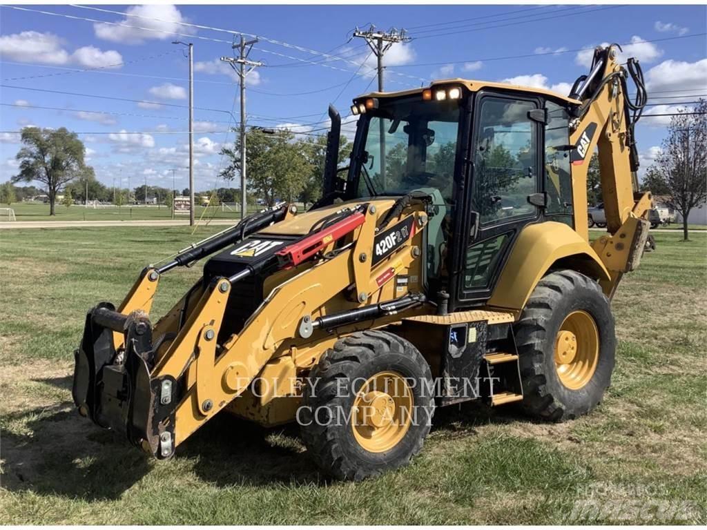 CAT 420F2IT Kaivurikuormaajat