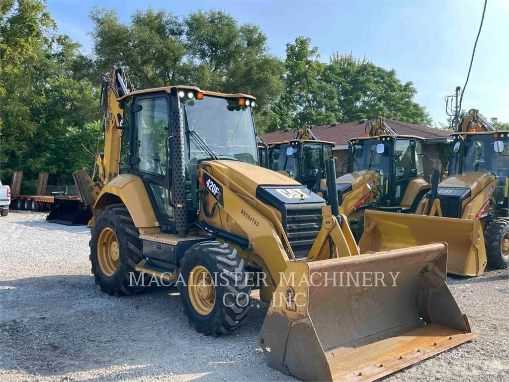 CAT 420F2ST Kaivurikuormaajat