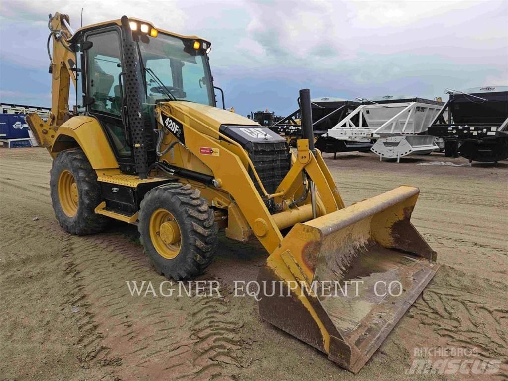 CAT 420F2ST Kaivurikuormaajat