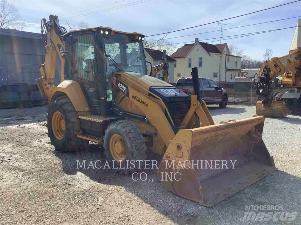 CAT 420F2ST Kaivurikuormaajat