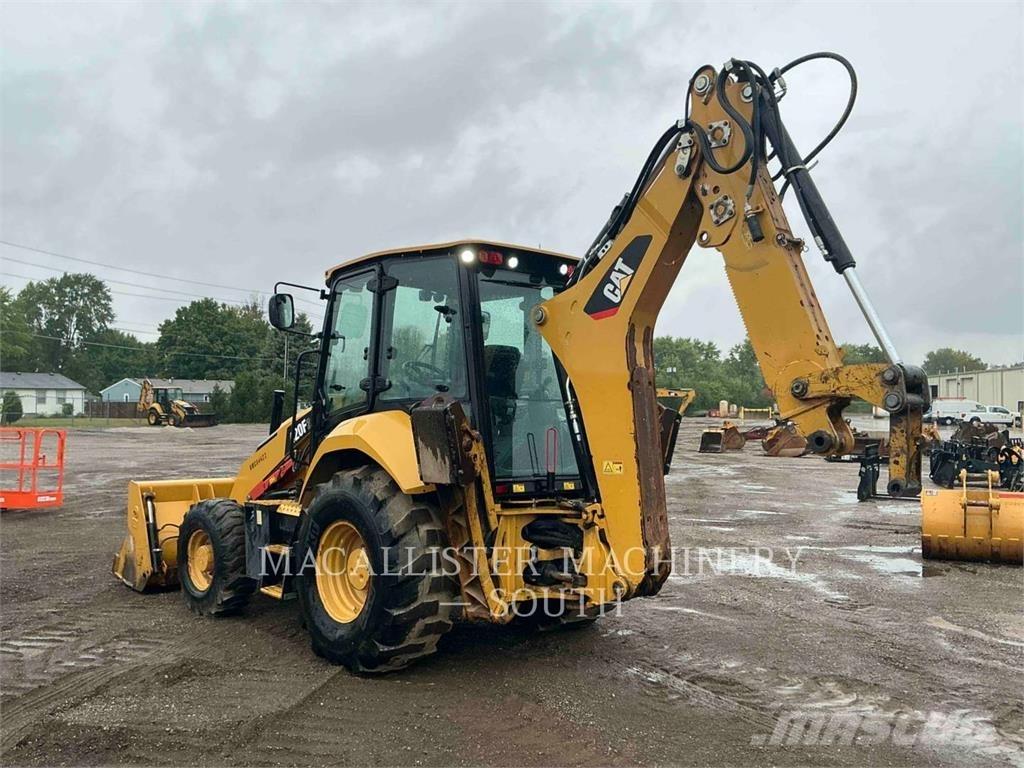 CAT 420F2ST Kaivurikuormaajat