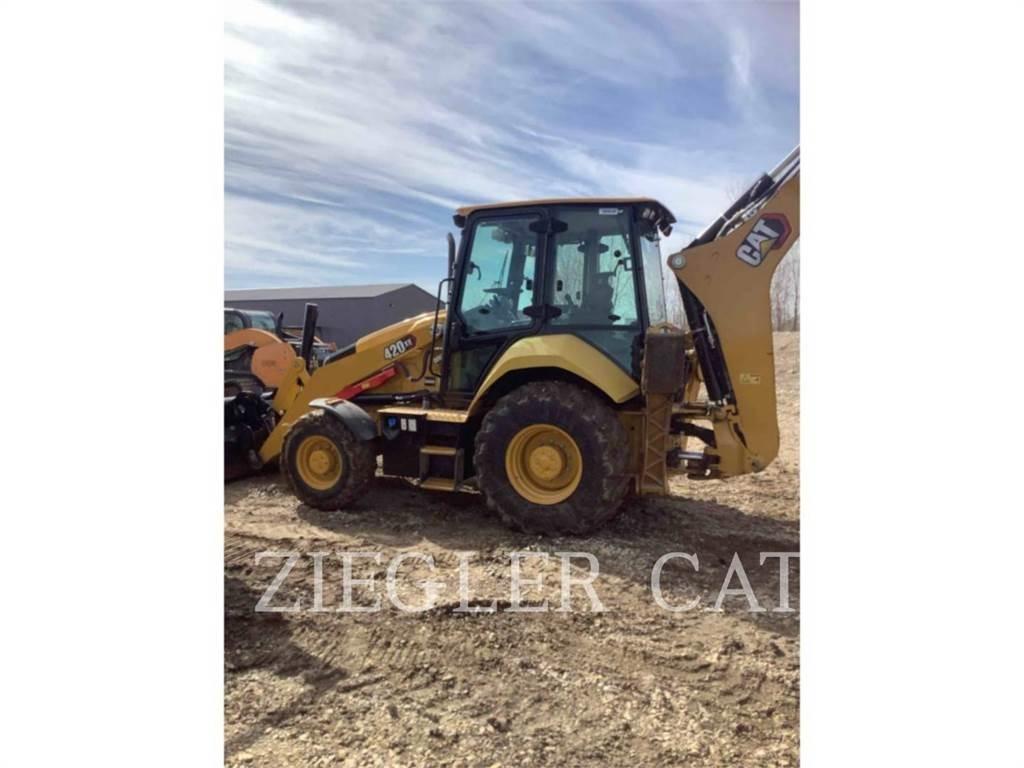 CAT 420XE Kaivurikuormaajat