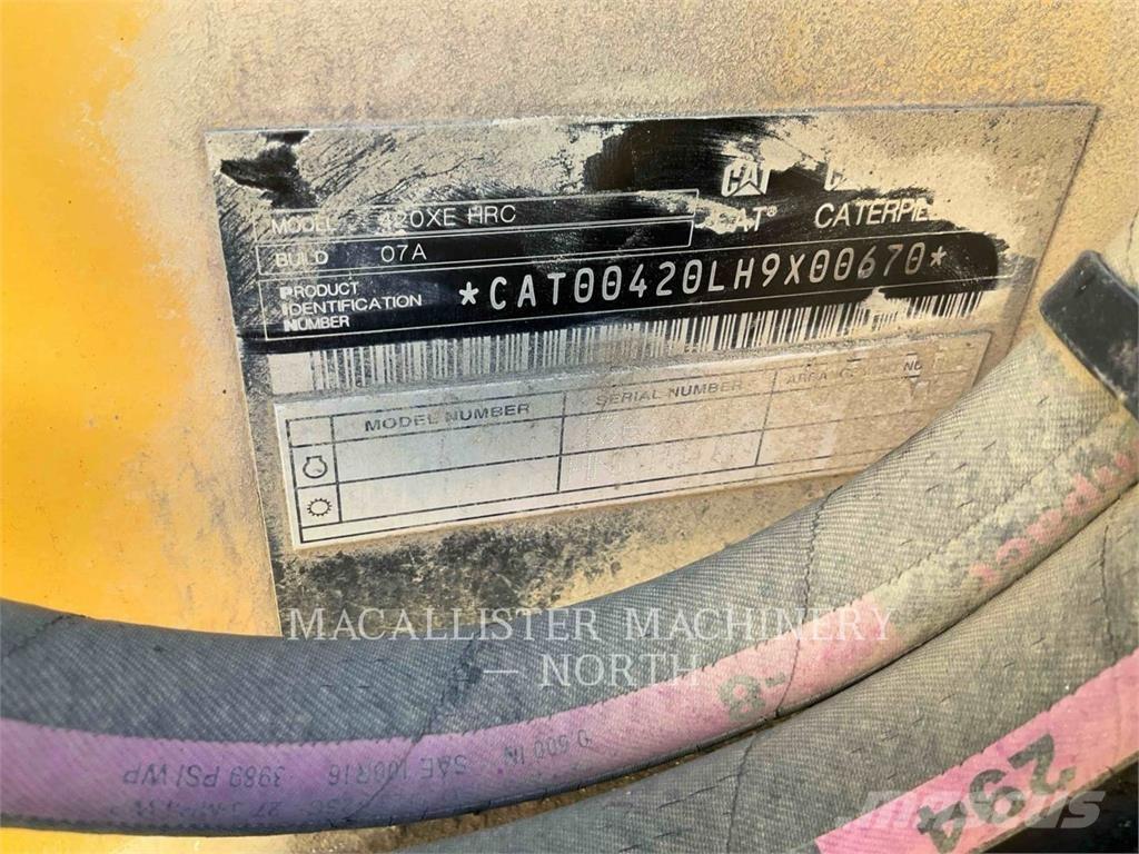 CAT 420XE APRQ Kaivurikuormaajat