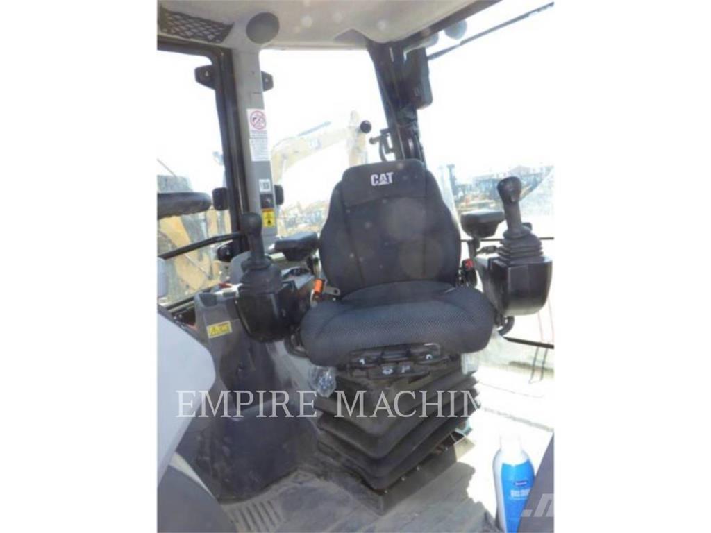 CAT 420XE4ECIP Kaivurikuormaajat