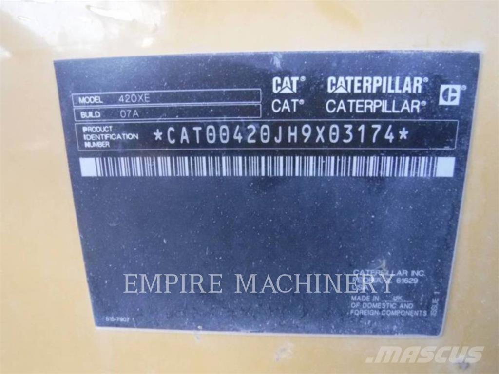 CAT 420XE4ECIP Kaivurikuormaajat