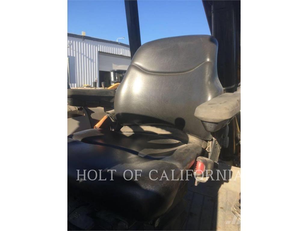 CAT 430 Kaivurikuormaajat