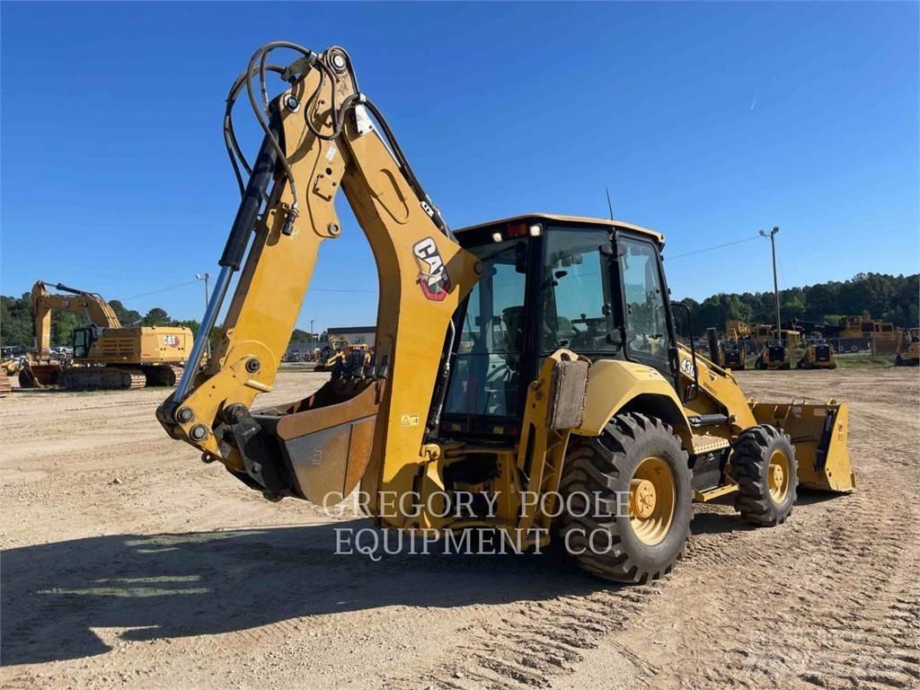 CAT 43007 Kaivurikuormaajat