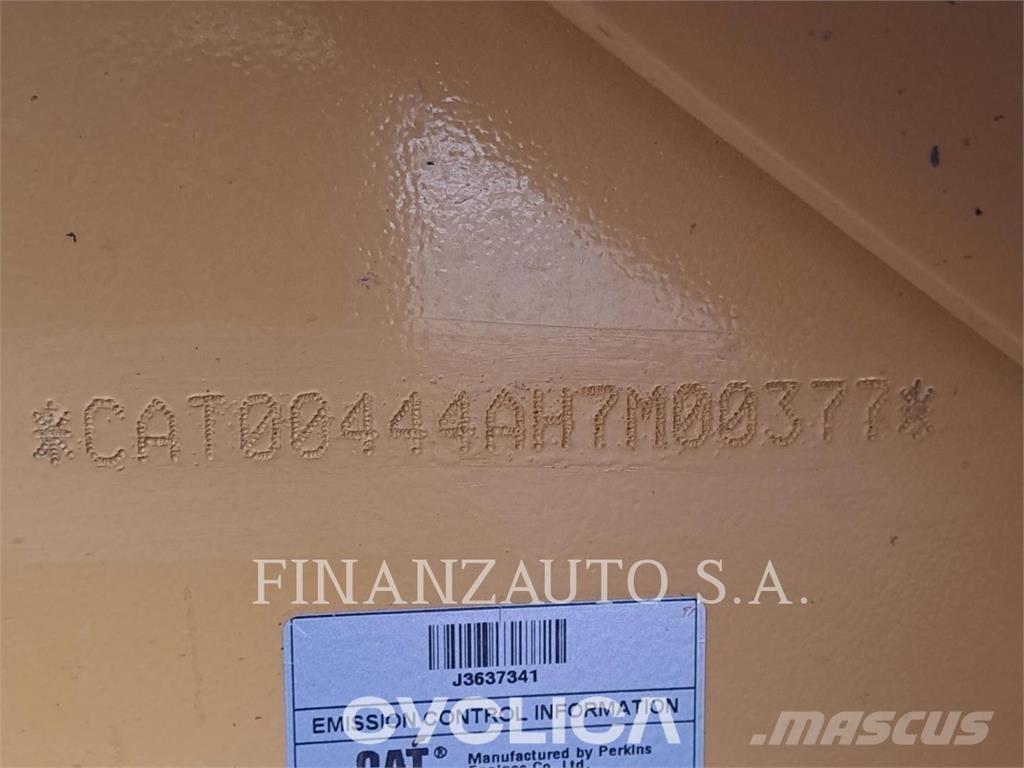 CAT 444 TRINITYB V Kaivurikuormaajat