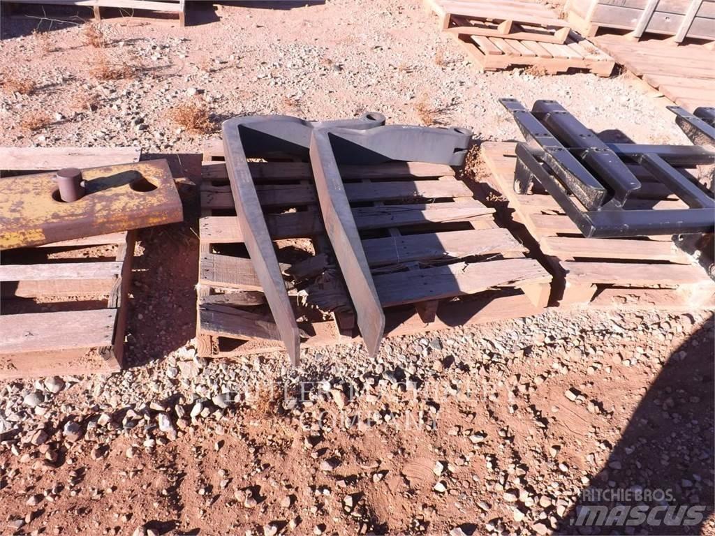 CAT 48TINES Trukkihaarukat