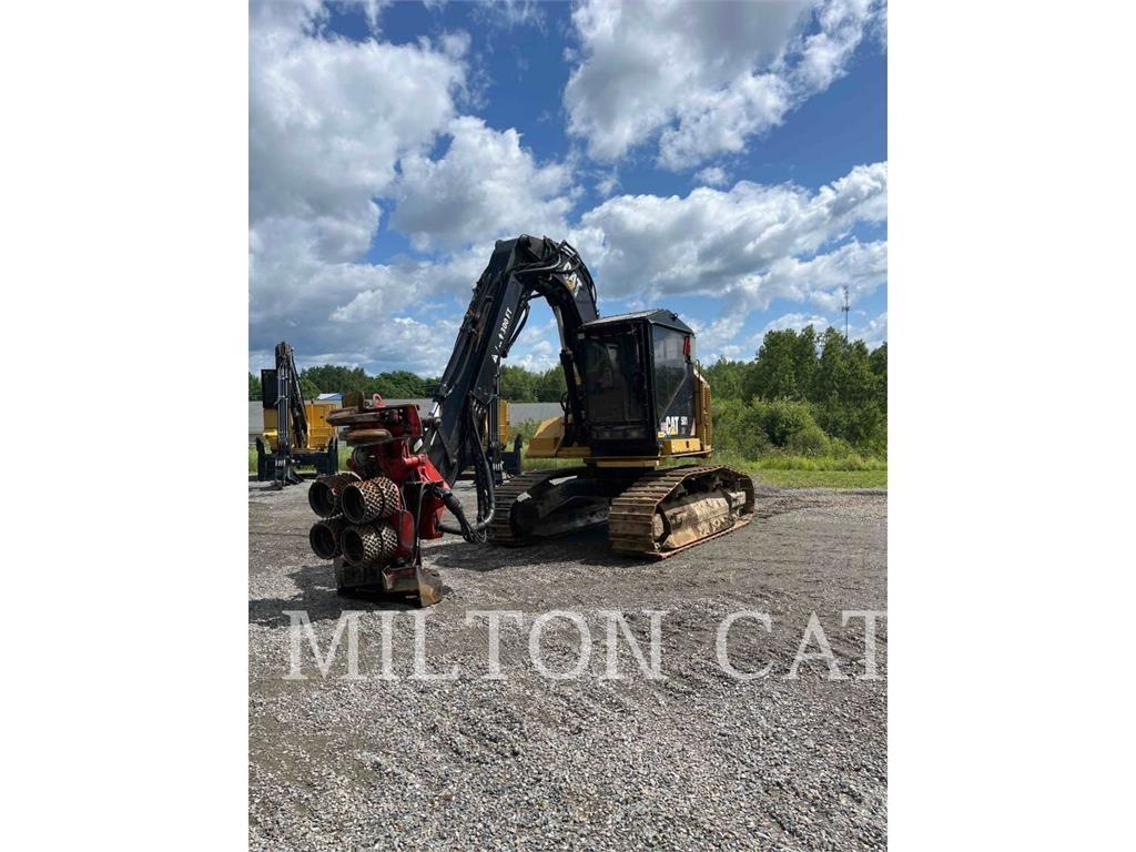 CAT 501 Metsätraktorit