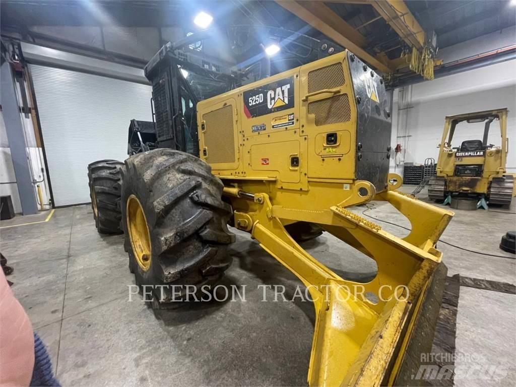 CAT 525D Juontokoneet