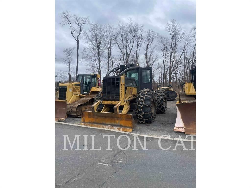 CAT 535C Juontokoneet