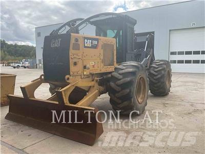CAT 535D Juontokoneet