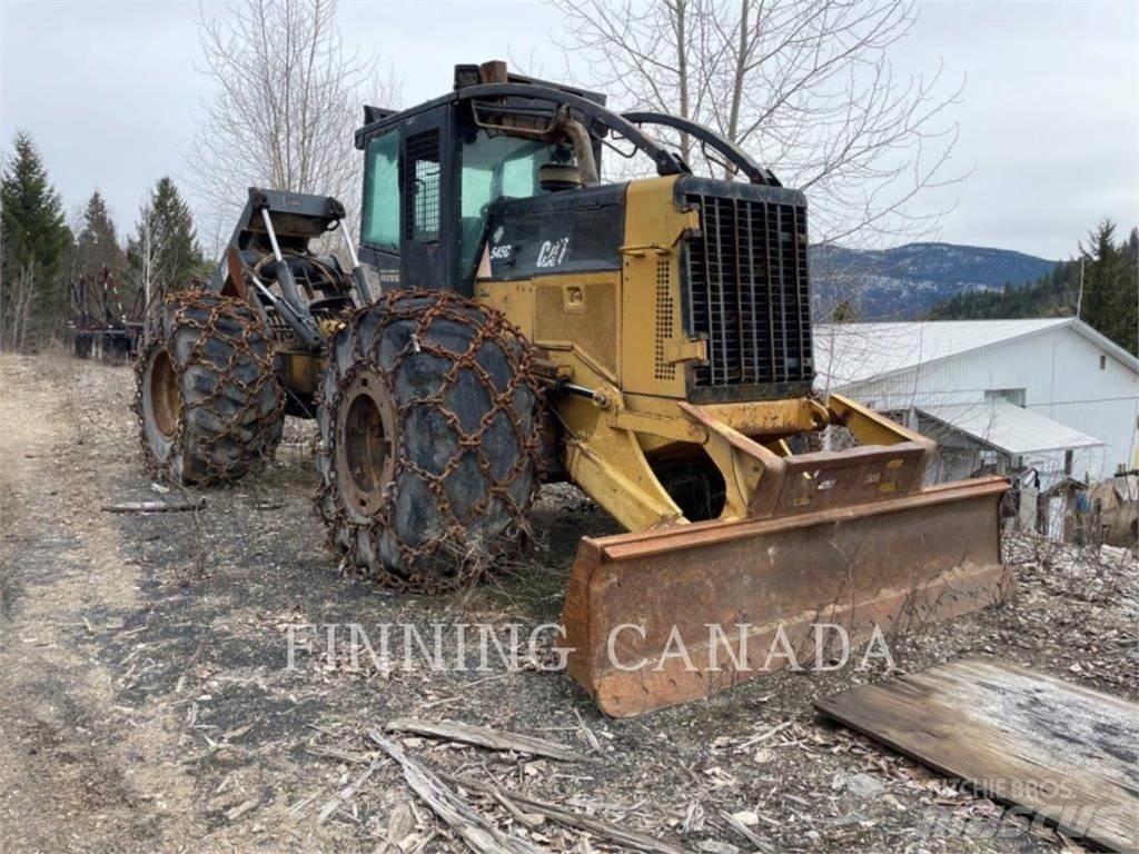 CAT 545C Juontokoneet