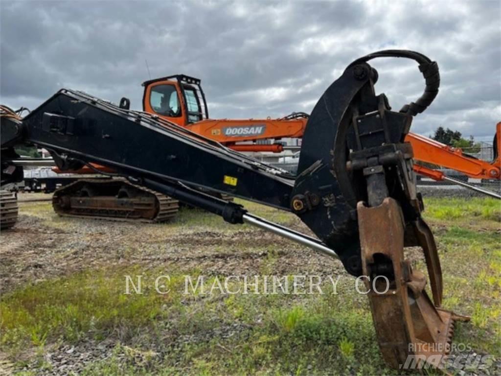 CAT 568FM LL Metsätraktorit