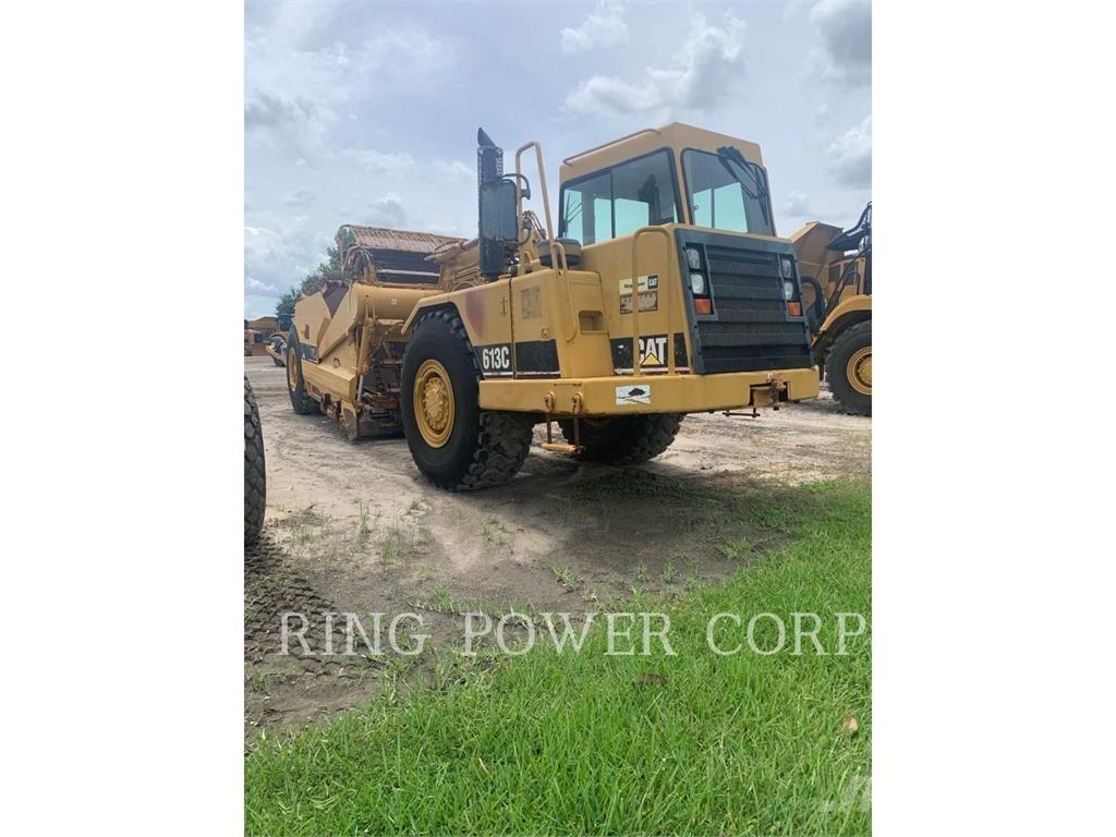CAT 613C Kaavinvaunut