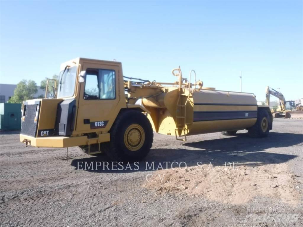 CAT 613C Vesisäiliöautot