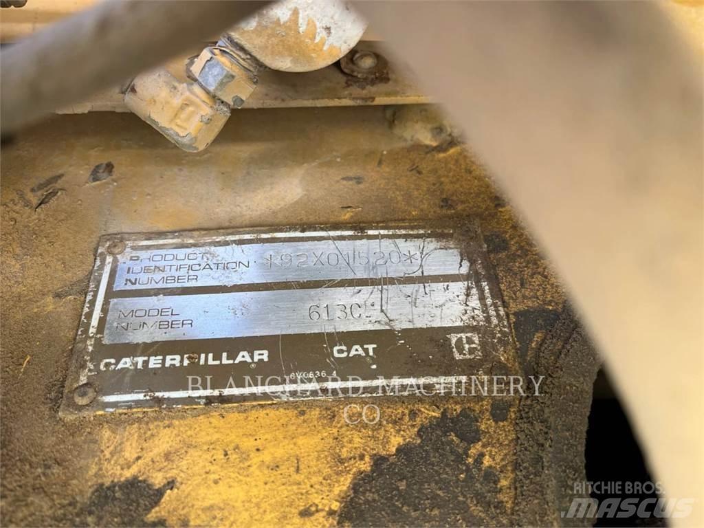 CAT 613C Kaavinvaunut