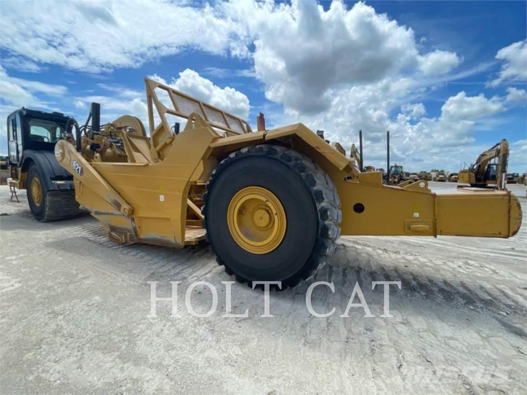 CAT 621 Kaavinvaunut