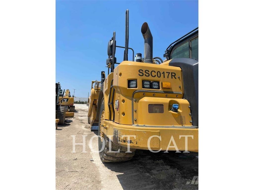 CAT 621 Kaavinvaunut