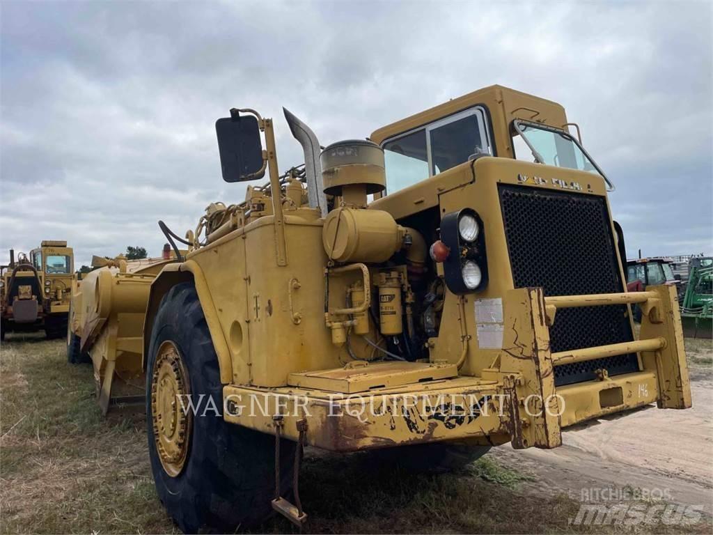 CAT 621B WW Vesisäiliöautot