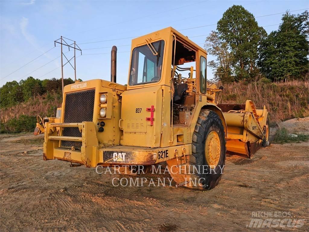 CAT 621E Kaavinvaunut