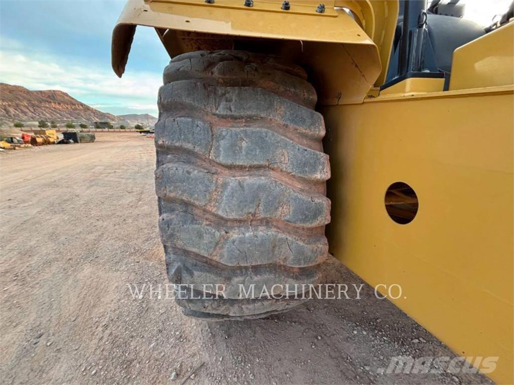 CAT 621K Kaavinvaunut