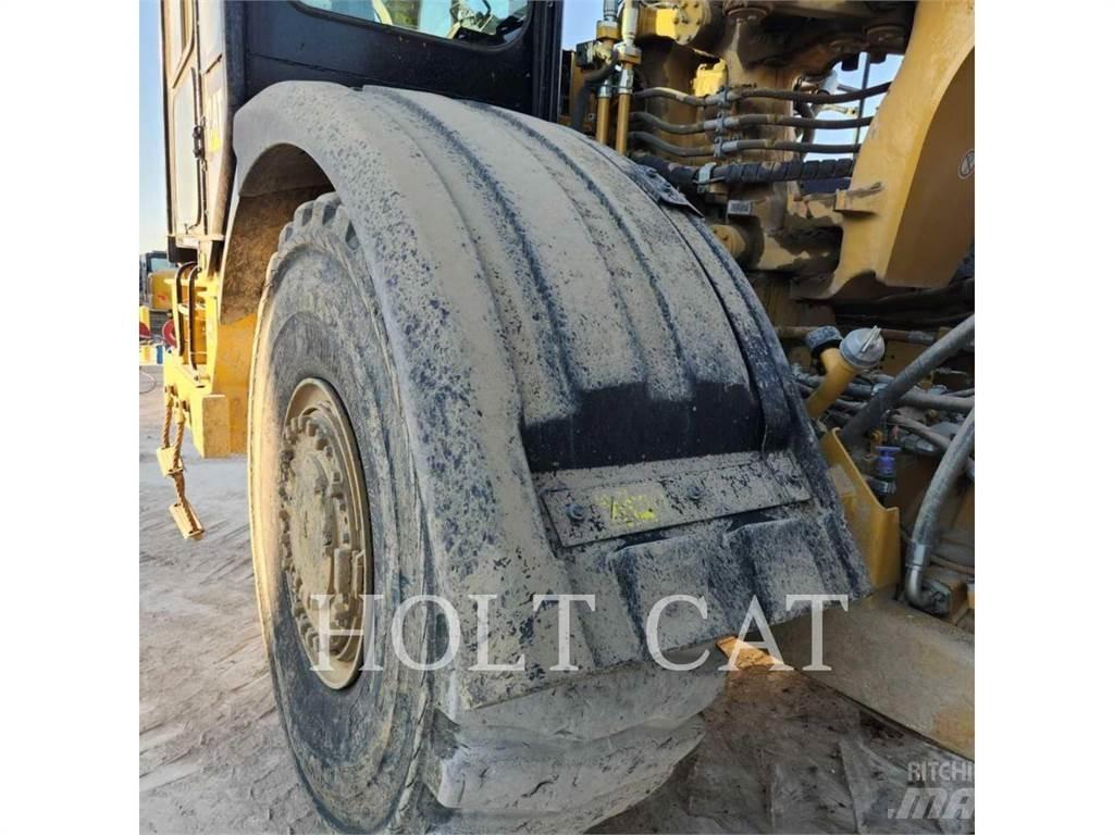 CAT 621K Kaavinvaunut