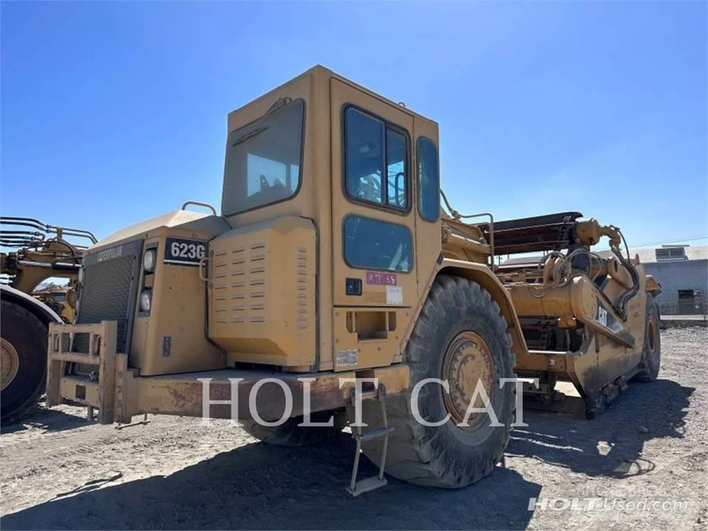 CAT 623G Kaavinvaunut