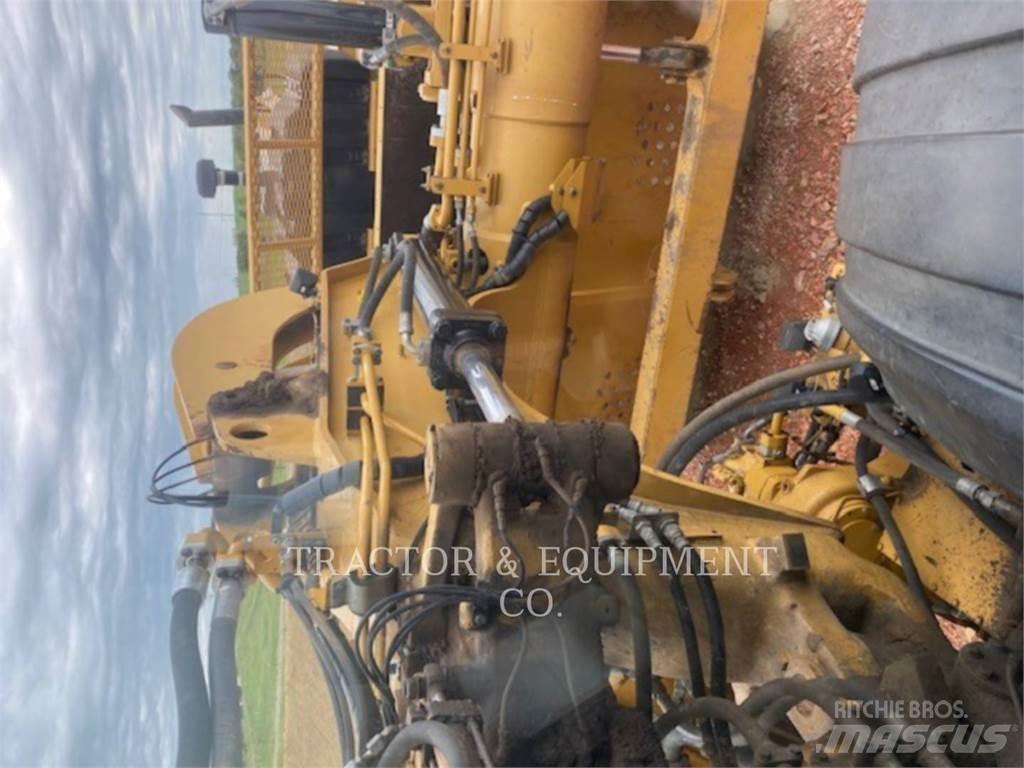 CAT 627H Kaavinvaunut