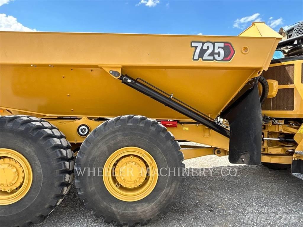 CAT 725 Dumpperit