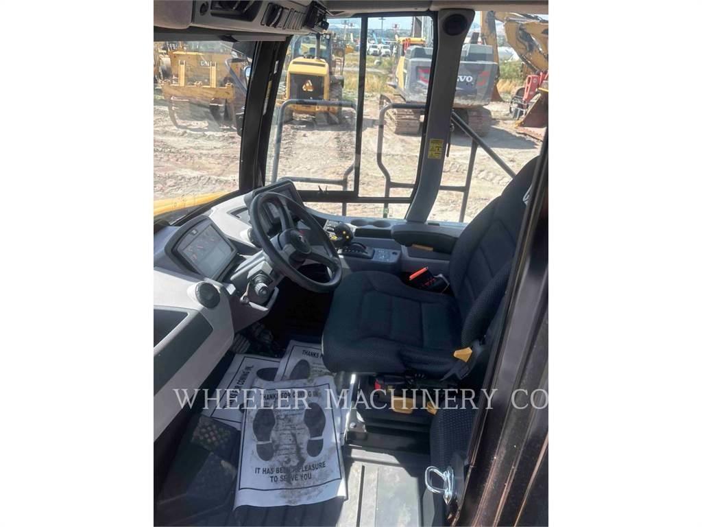 CAT 725 Dumpperit