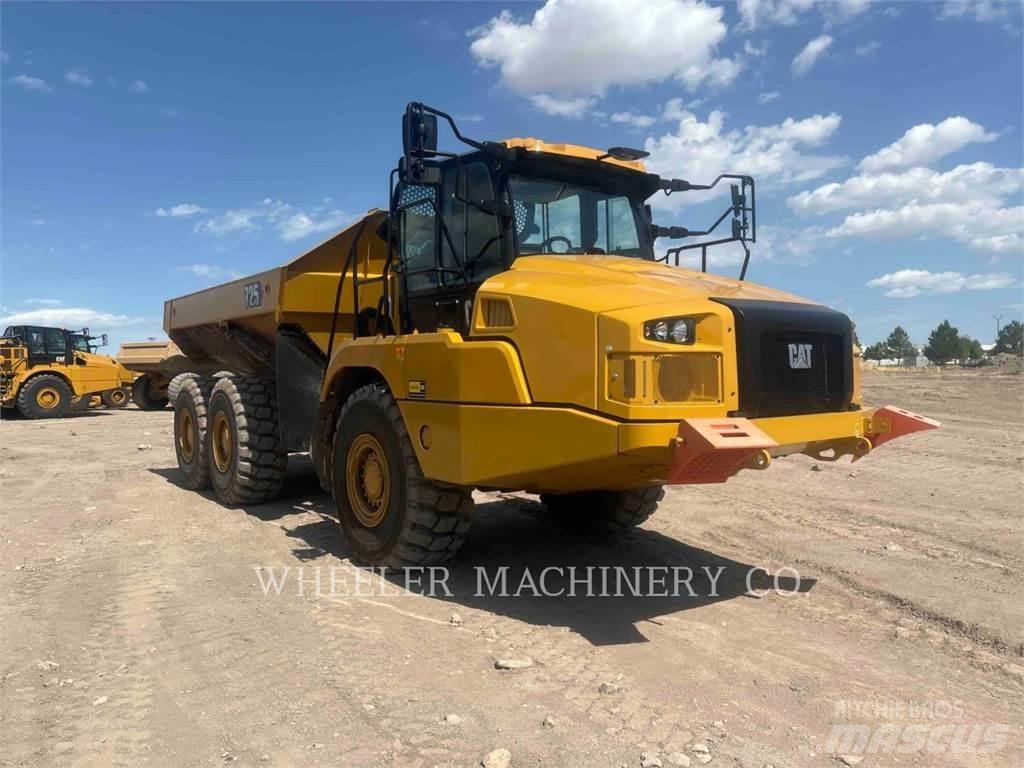 CAT 725 Dumpperit