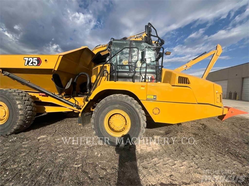 CAT 725 Dumpperit
