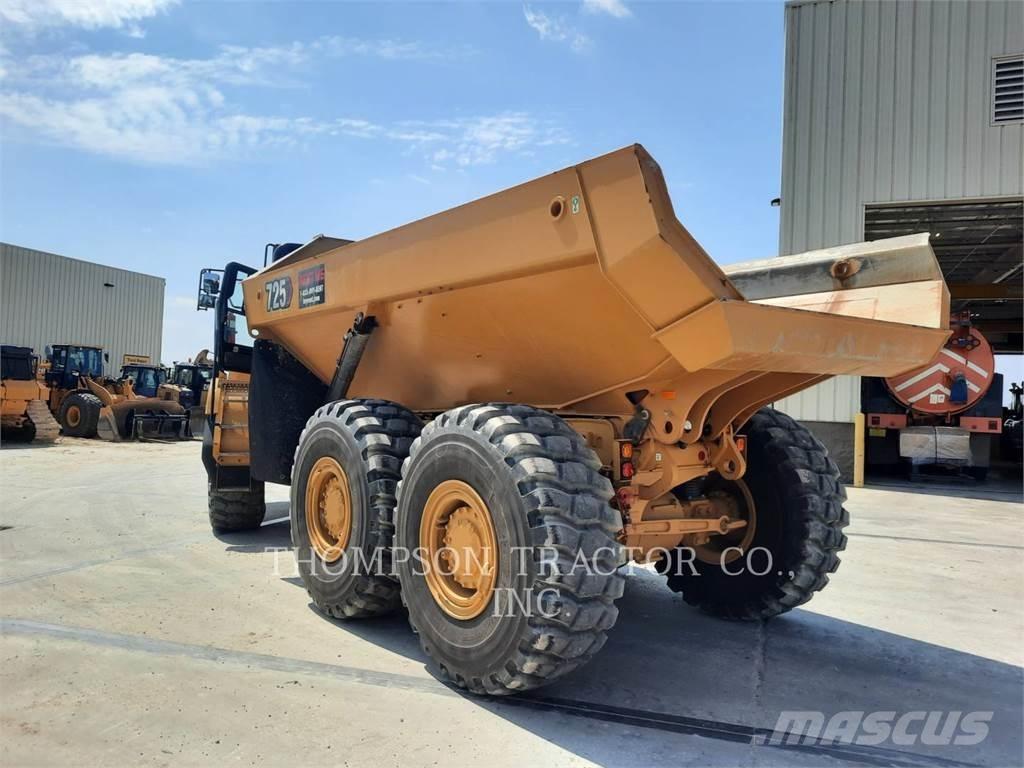 CAT 725 Dumpperit