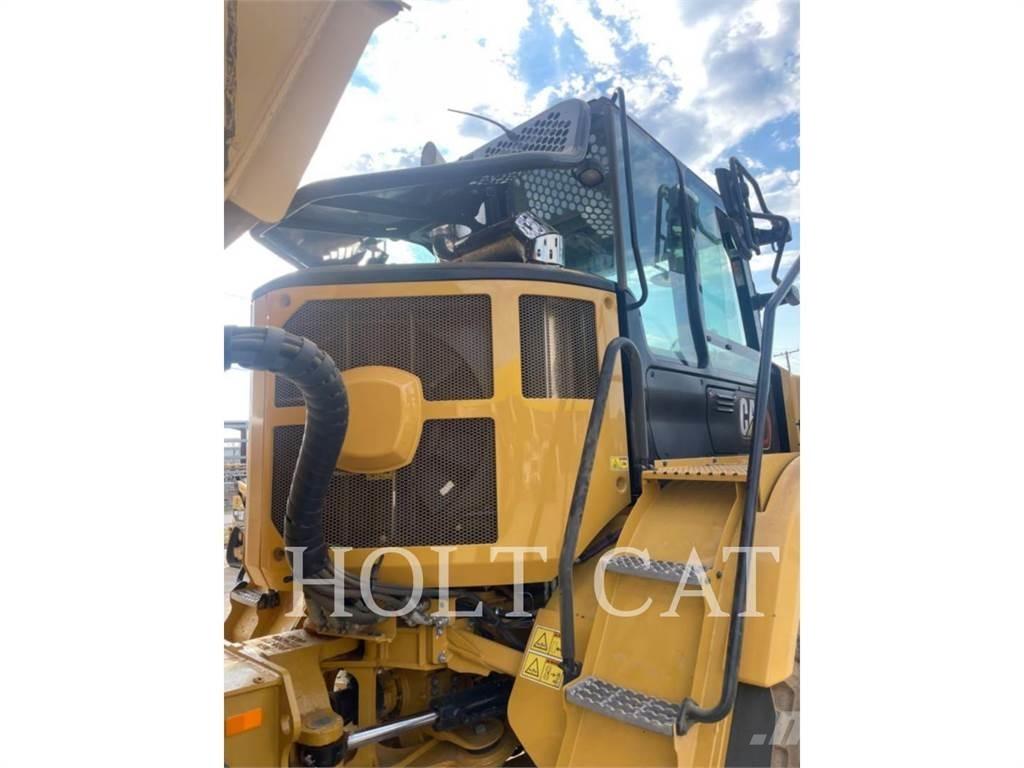 CAT 725 Dumpperit