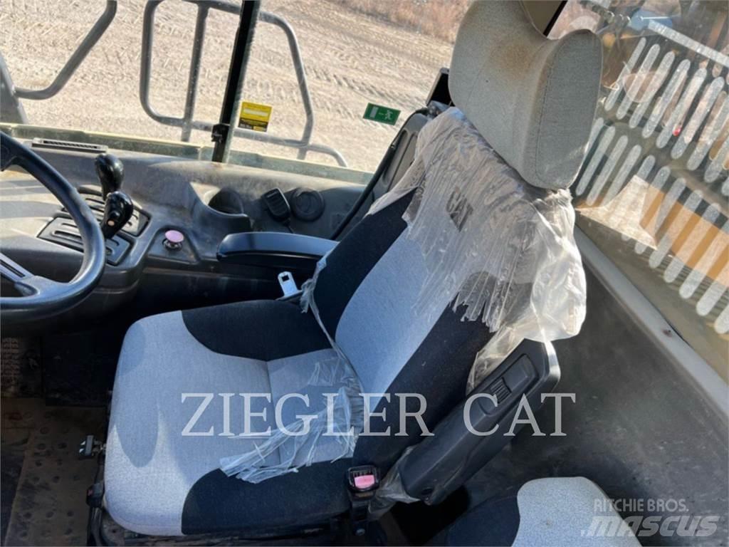 CAT 725 Dumpperit