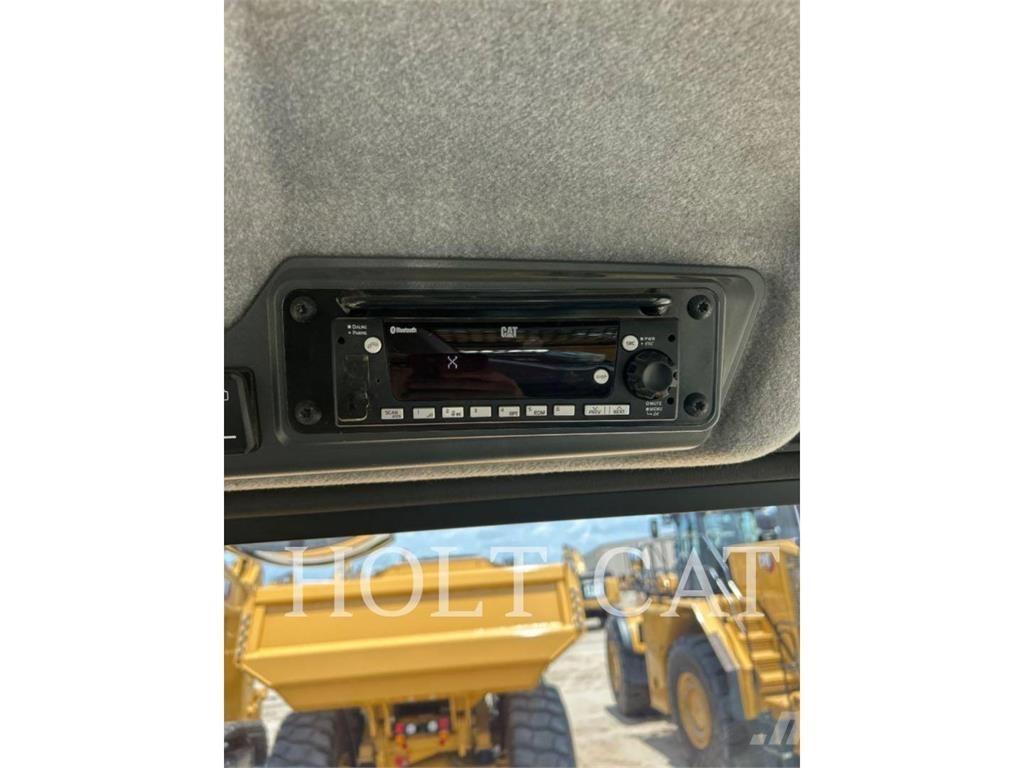 CAT 725 Dumpperit