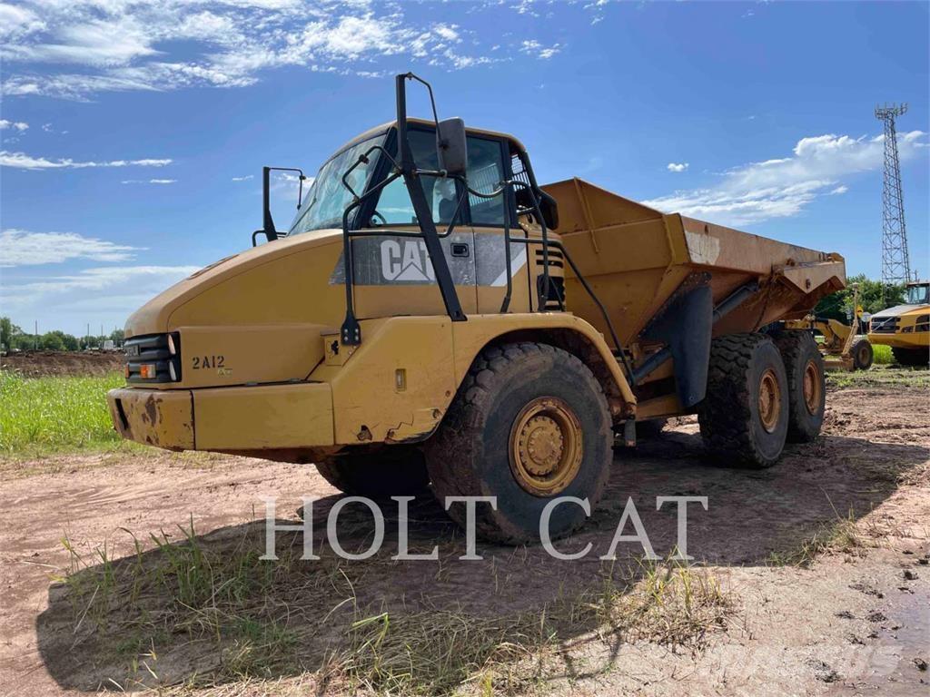 CAT 725 Dumpperit
