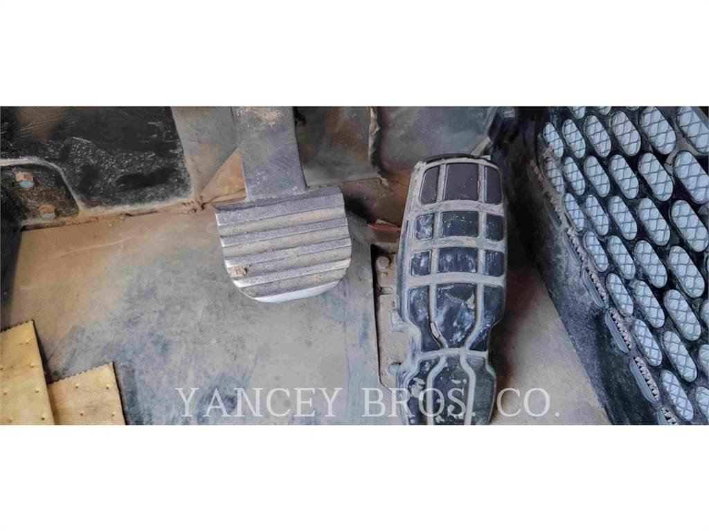 CAT 725C2 Dumpperit