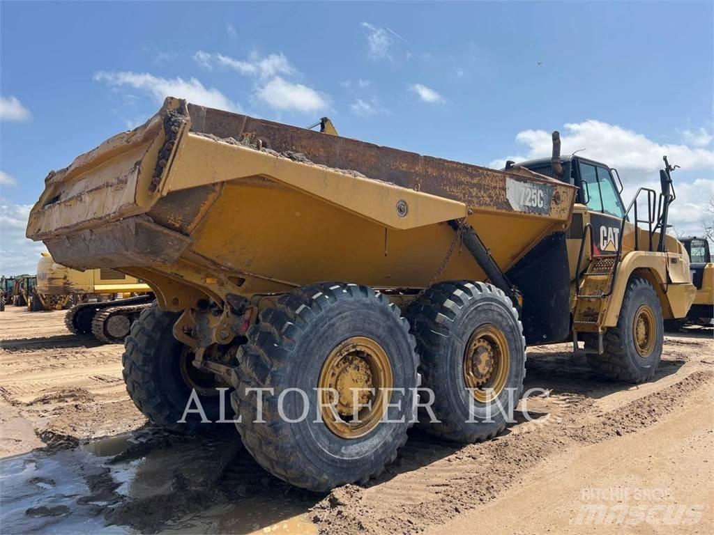 CAT 725C2 Dumpperit