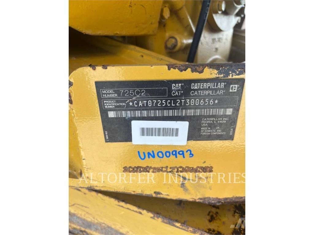 CAT 725C2 Dumpperit