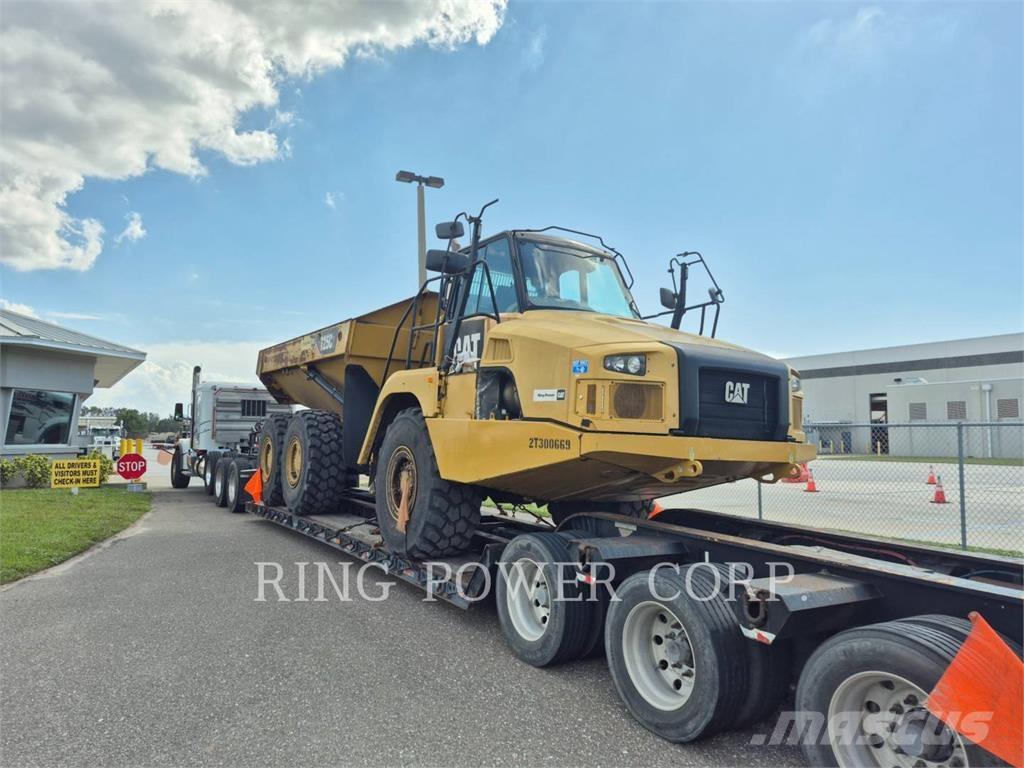 CAT 725C2TG Dumpperit