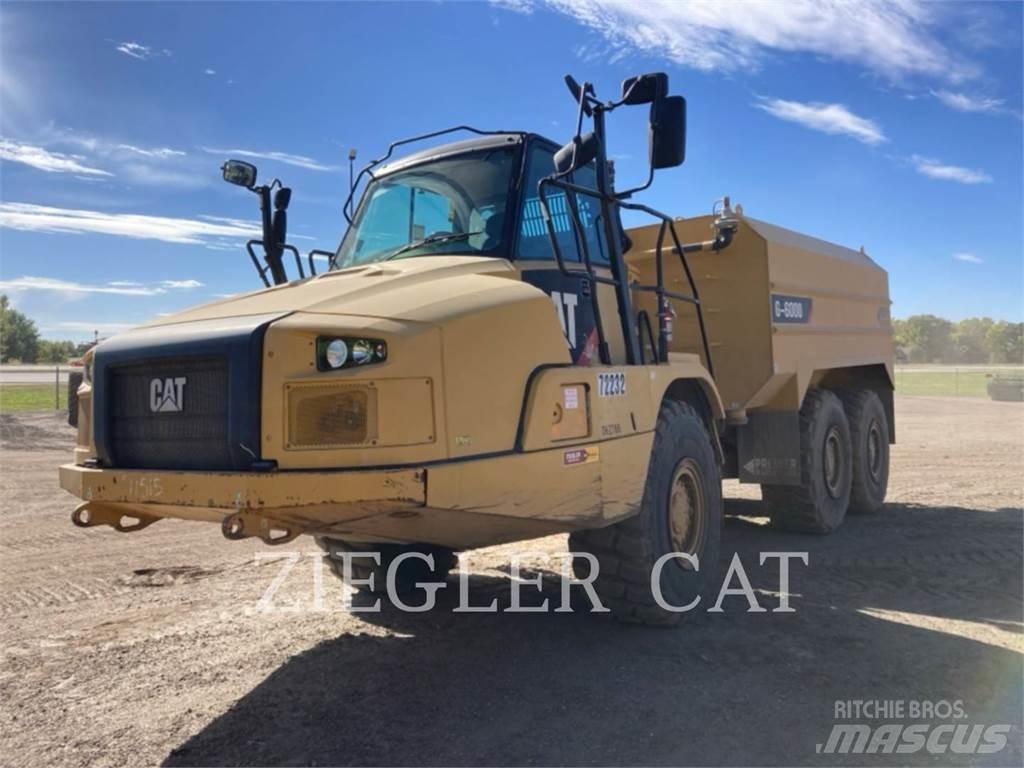 CAT 725CWT Säiliöautot