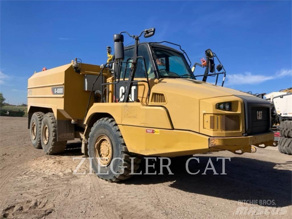CAT 725CWT Säiliöautot