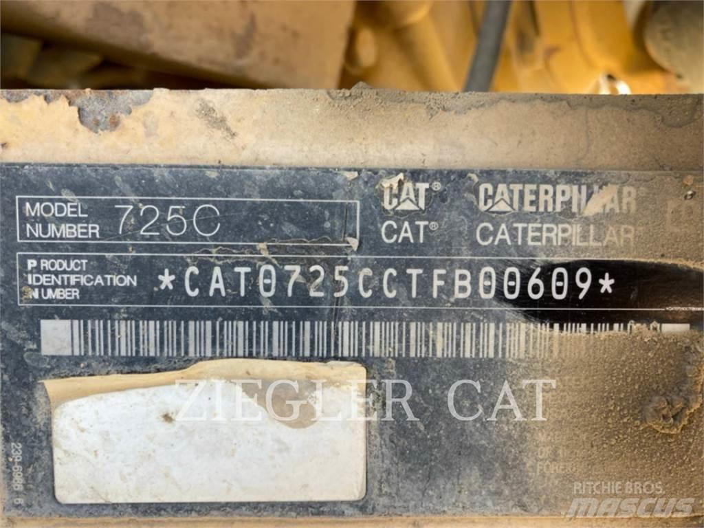 CAT 725CWT Säiliöautot