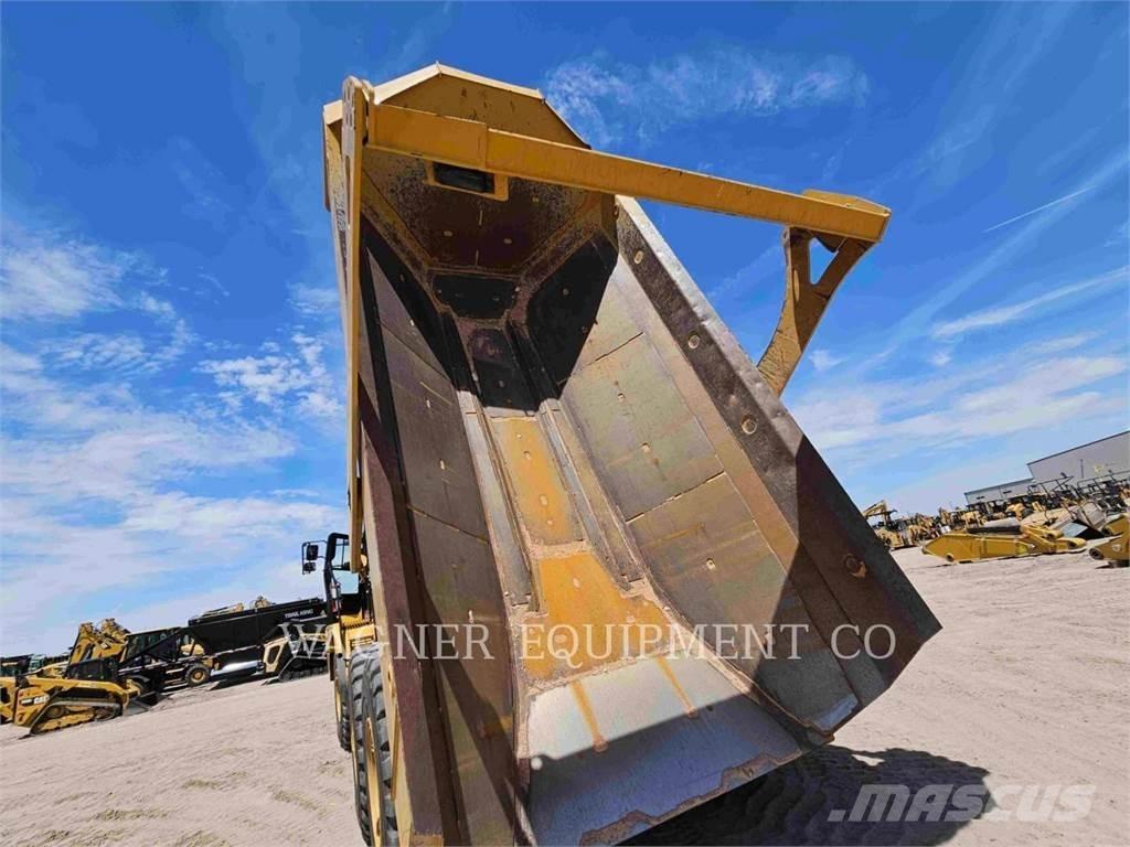 CAT 730 Dumpperit