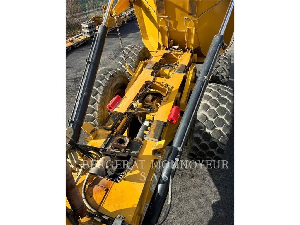 CAT 730 Dumpperit