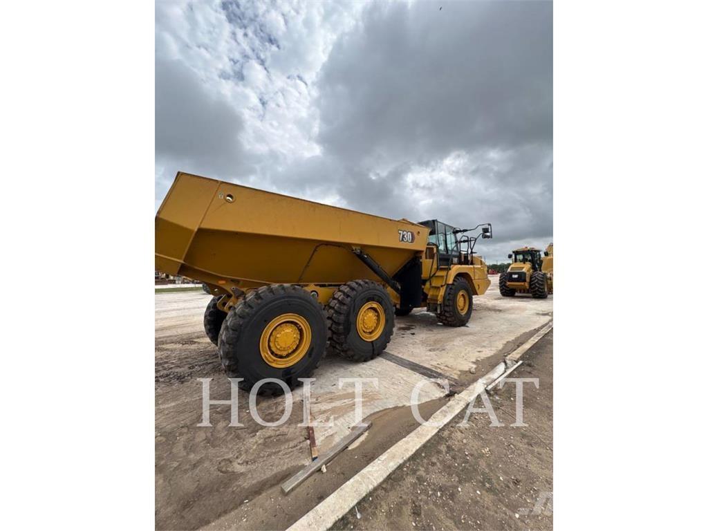 CAT 730 Dumpperit
